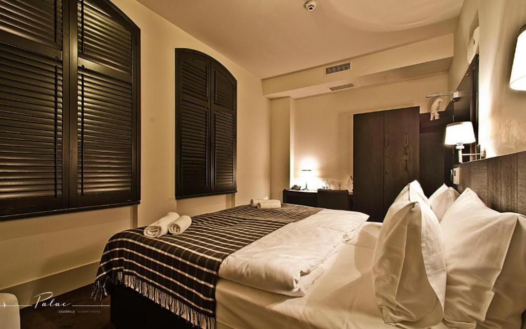 Hotel Palac Jugowice Walbrzych Exterior photo